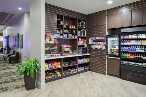 DoubleTree by Hilton San Antonio Downtown - image 13