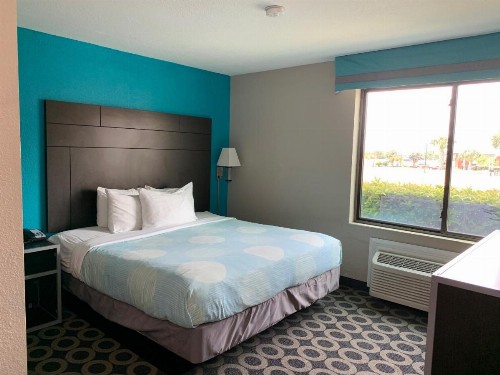 SureStay Hotel by Best Western San Antonio Northeast - image 18