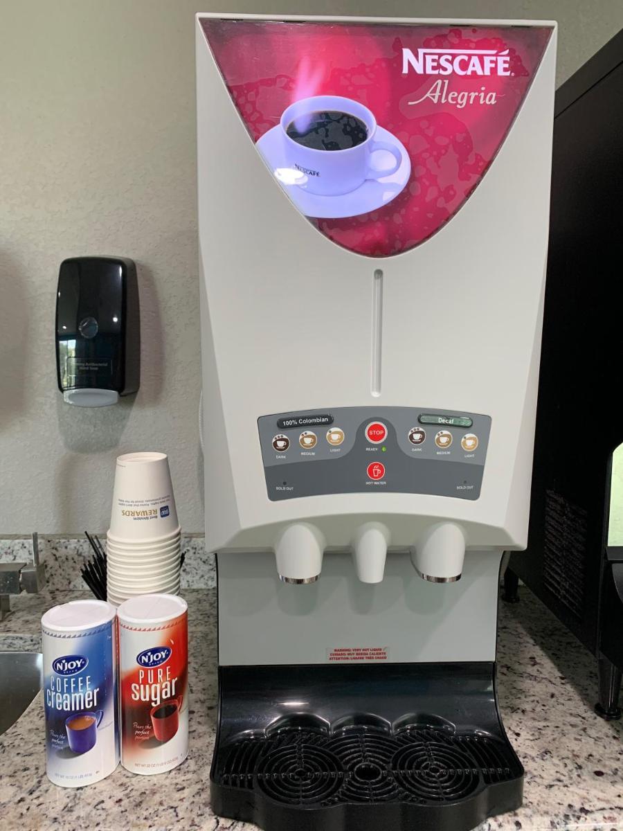 SureStay Hotel by Best Western San Antonio Northeast - image 2