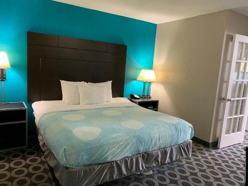 SureStay Hotel by Best Western San Antonio Northeast - image 25
