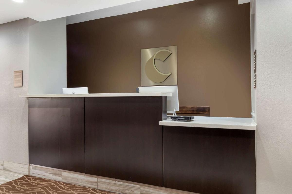 Comfort Inn & Suites Near Medical Center - main image