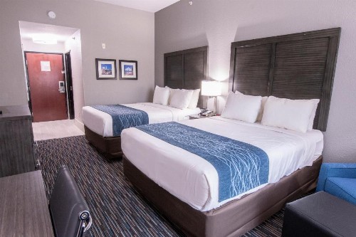 Comfort Inn & Suites Near Medical Center - image 34