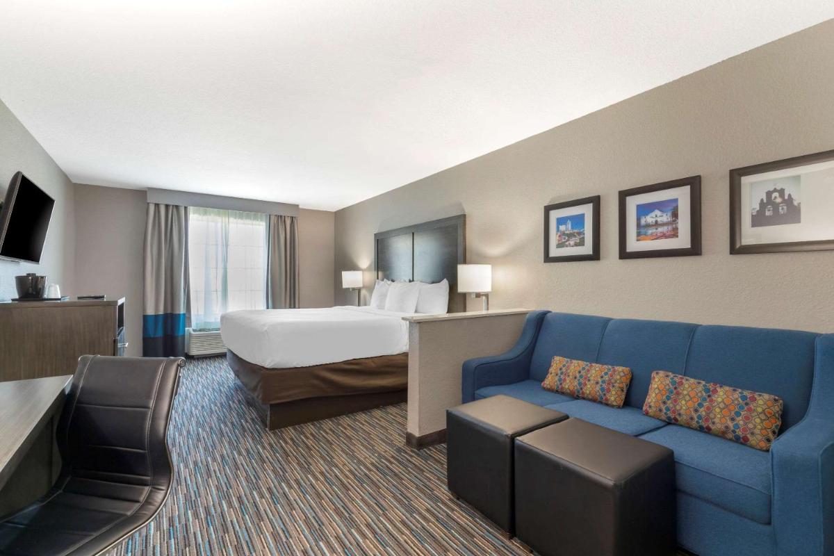 Comfort Inn & Suites Near Medical Center - image 5