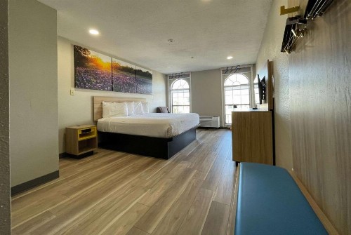 Days Inn by Wyndham San Antonio Northwest/Seaworld - image 14