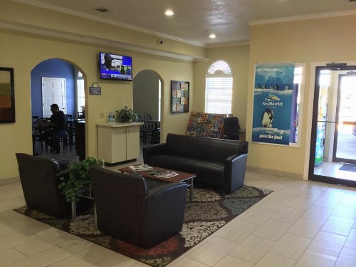 Days Inn by Wyndham San Antonio Northwest/Seaworld - image 21