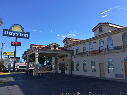Days Inn by Wyndham San Antonio Northwest/Seaworld - image 23