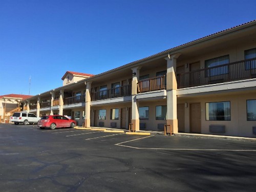Days Inn by Wyndham San Antonio Northwest/Seaworld - image 26