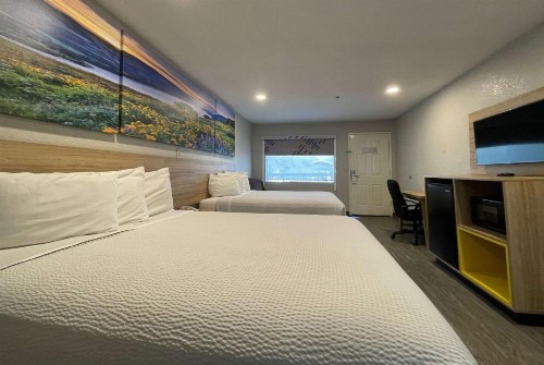 Days Inn by Wyndham San Antonio Northwest/Seaworld - image 8