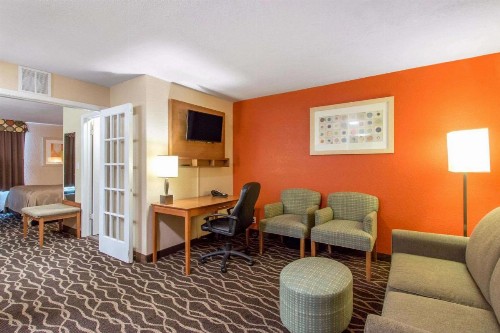 Quality Inn & Suites I-35 near AT&T Center - image 15