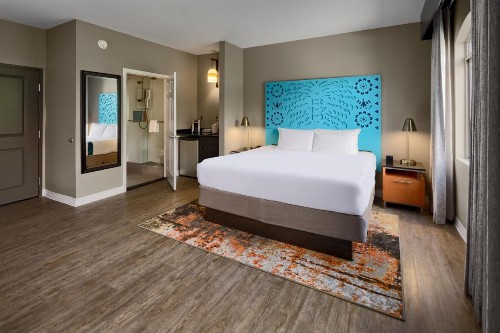 Hotel Indigo San Antonio Riverwalk an IHG Hotel - image 12
