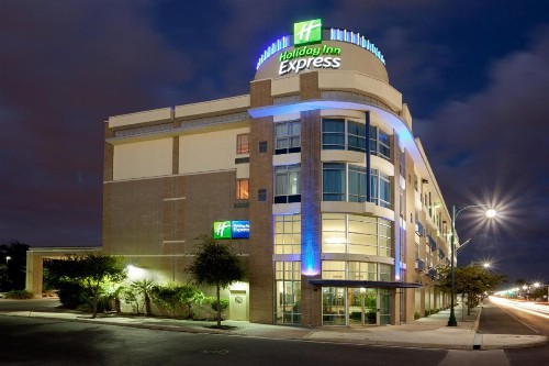 Holiday Inn Express Hotel & Suites San Antonio - Rivercenter Area an IHG Hotel - image 32