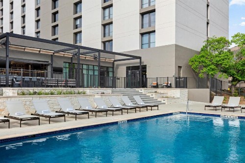 Holiday Inn San Antonio International Airport - image 19
