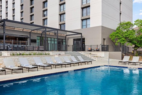 Holiday Inn San Antonio International Airport - image 26