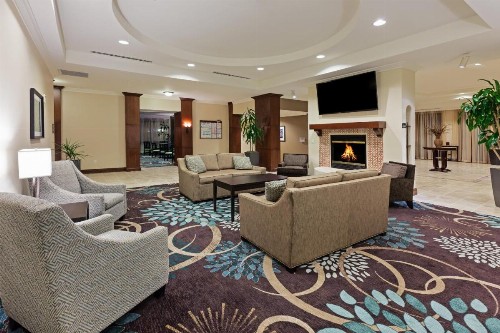 Staybridge Suites San Antonio Downtown Convention Center - image 2