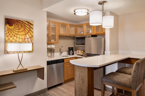 Staybridge Suites San Antonio Downtown Convention Center - image 40