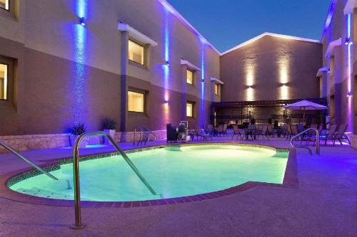 Country Inn & Suites by Radisson Lackland AFB (San Antonio) TX - image 11