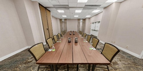 Holiday Inn San Antonio-Riverwalk an IHG Hotel - image 30