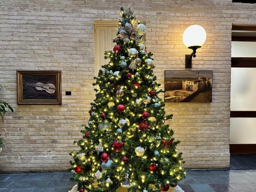 The Crockett Hotel - image 2