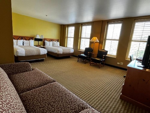 The Crockett Hotel - image 20