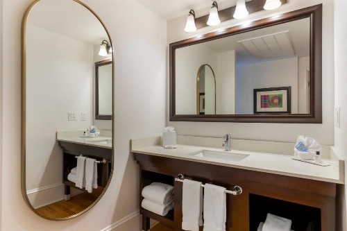 Hotel Gibbs Downtown Riverwalk - image 27