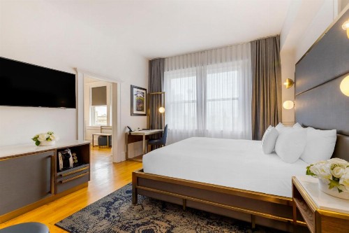Hotel Gibbs Downtown Riverwalk - image 36