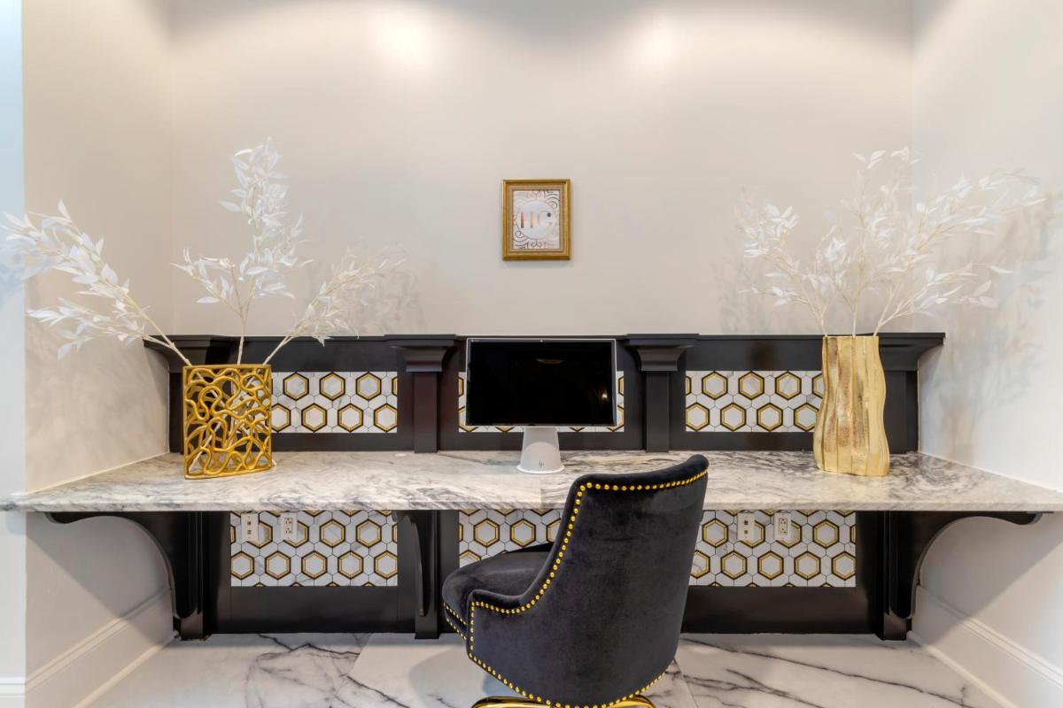 Hotel Gibbs Downtown Riverwalk - image 7
