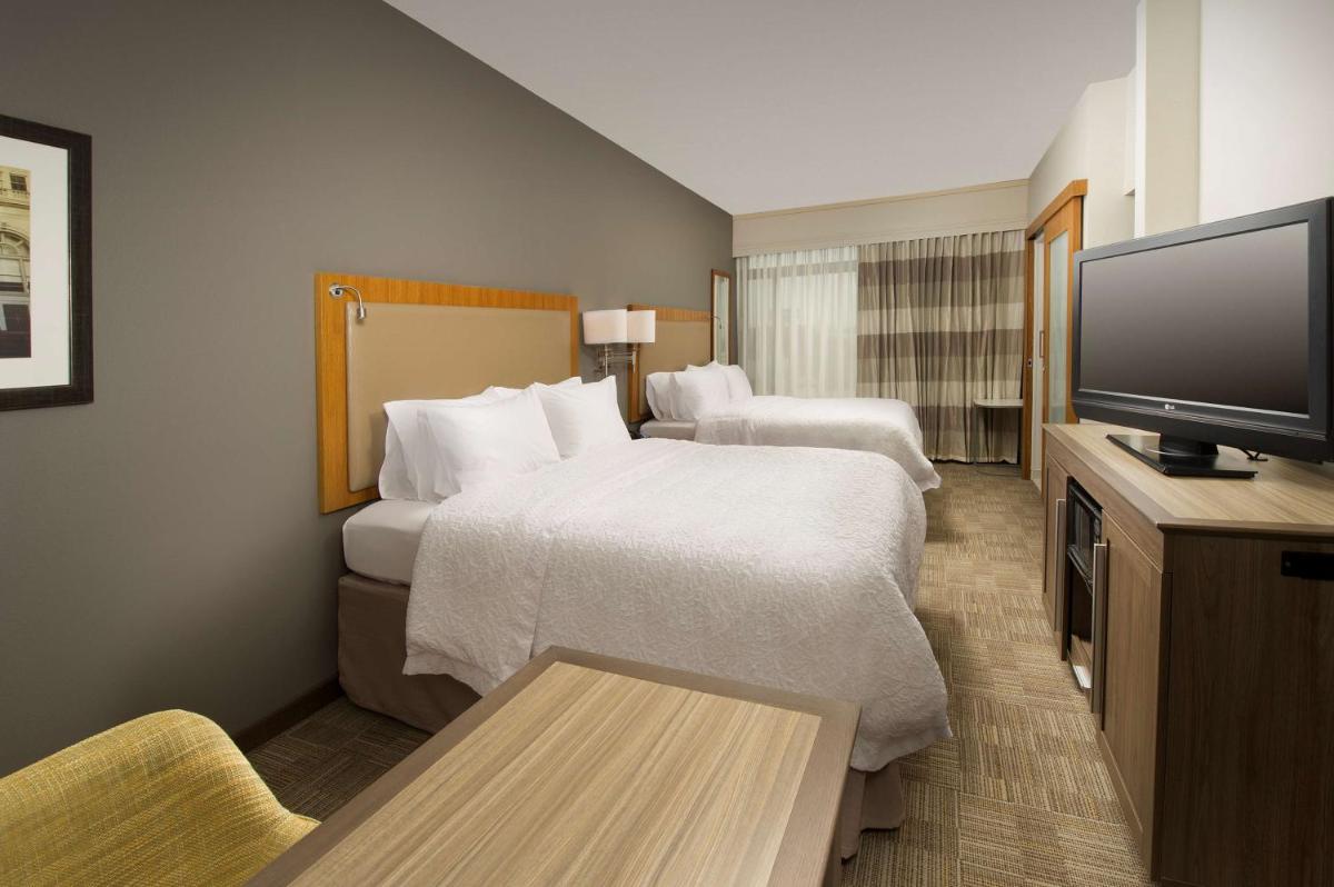 Hampton Inn & Suites San Antonio Northwest/Medical Center - image 3