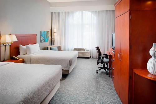Courtyard by Marriott San Antonio SeaWorld®/Westover Hills - image 5