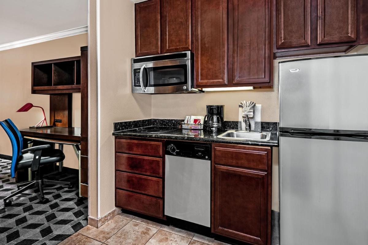 TownePlace Suites by Marriott San Antonio Northwest - image 2
