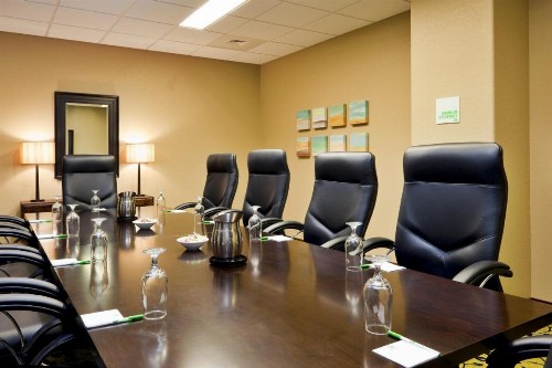 Holiday Inn San Antonio Northwest- SeaWorld Area an IHG Hotel - image 8