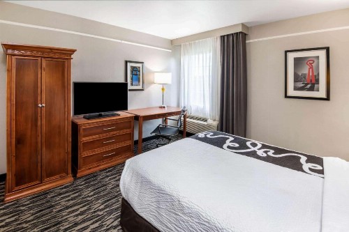 La Quinta Inn by Wyndham San Antonio Brooks City Base - image 20