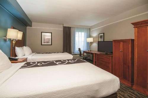 La Quinta Inn by Wyndham San Antonio Brooks City Base - image 36