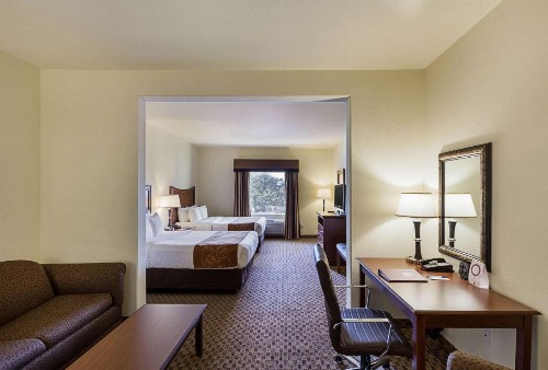 Comfort Suites San Antonio North - Stone Oak - image 5