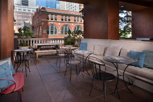 Hotel Valencia Riverwalk - image 6