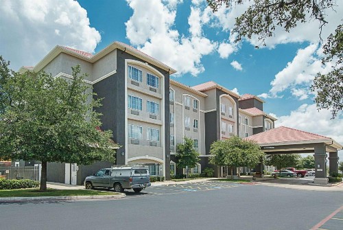 La Quinta by Wyndham San Antonio Northwest - image 24
