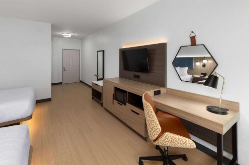 La Quinta by Wyndham San Antonio Northwest - image 3
