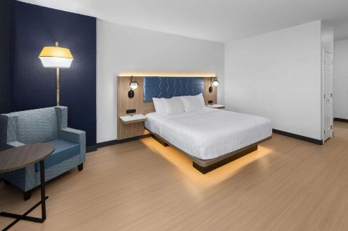 La Quinta by Wyndham San Antonio Northwest - image 9