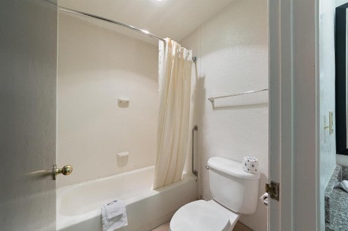 Motel 6-San Antonio TX - Fiesta Trails - image 47