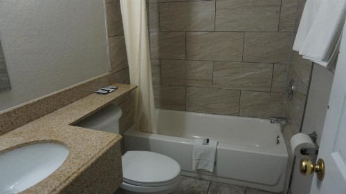 La Villita Inn - image 32