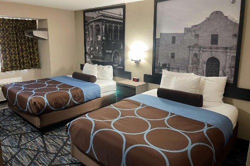 Microtel Inn & Suites by Wyndham San Antonio Downtown NorthE