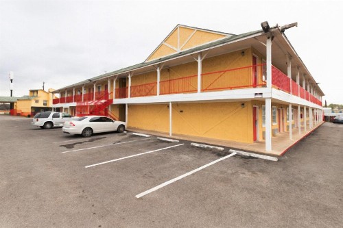 OYO Hotel San Antonio Lackland near Seaworld - image 11