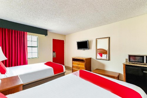 OYO Hotel San Antonio Lackland near Seaworld - image 19