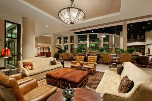 Embassy Suites San Antonio Riverwalk-Downtown - image 5
