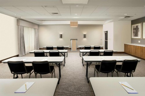 Hilton Garden Inn San Antonio Airport South - image 26