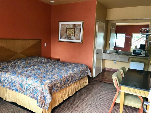 Camino Real Motel - image 6