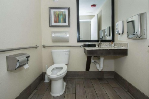 Best Western Plus Downtown North - image 28