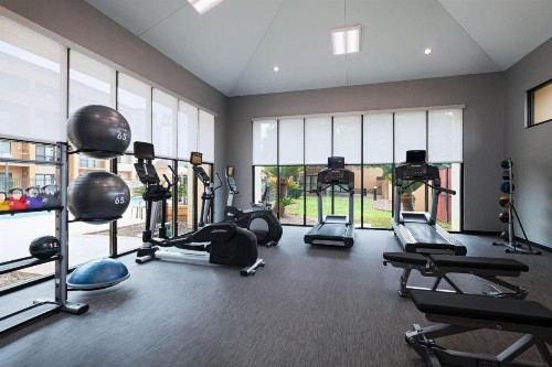 Courtyard by Marriott San Antonio Airport - image 15