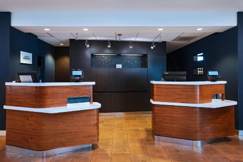 Courtyard by Marriott San Antonio Airport - image 18