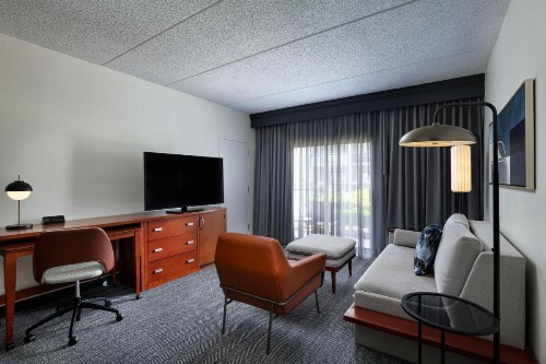 Courtyard by Marriott San Antonio Downtown - image 20