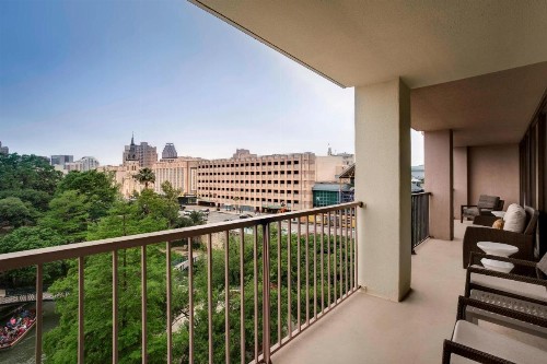 San Antonio Marriott Riverwalk - image 27